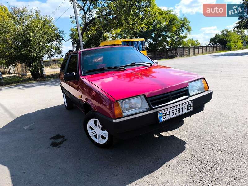 Хэтчбек ВАЗ / Lada 2108 1991 в Измаиле