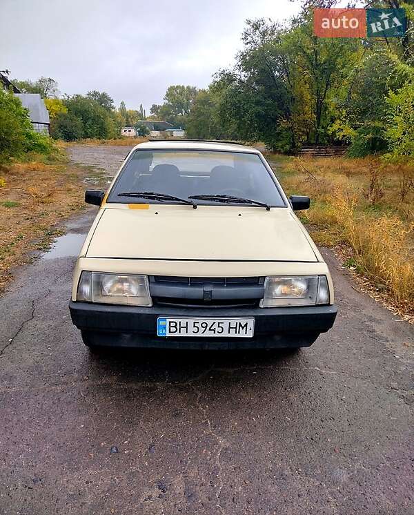 Хэтчбек ВАЗ / Lada 2108 1987 в Арцизе