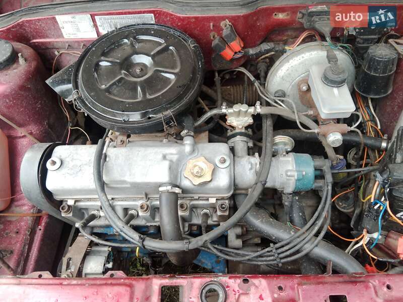 Хэтчбек ВАЗ / Lada 2108 1995 в Чернигове