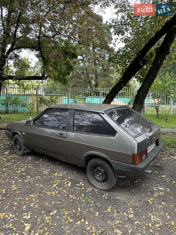 Хэтчбек ВАЗ / Lada 2108 1992 в Киеве
