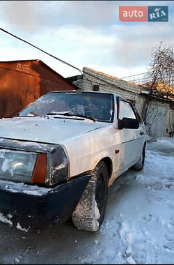 Хэтчбек ВАЗ 2108 1992 в 