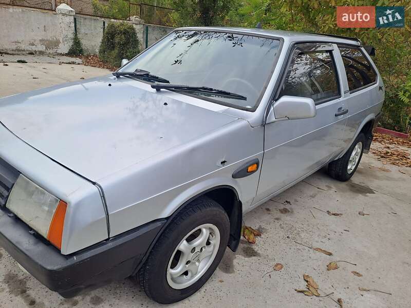 Хэтчбек ВАЗ / Lada 2108 1991 в Херсоне