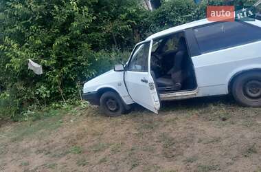 Хэтчбек ВАЗ 2108 1992 в Кривом Роге