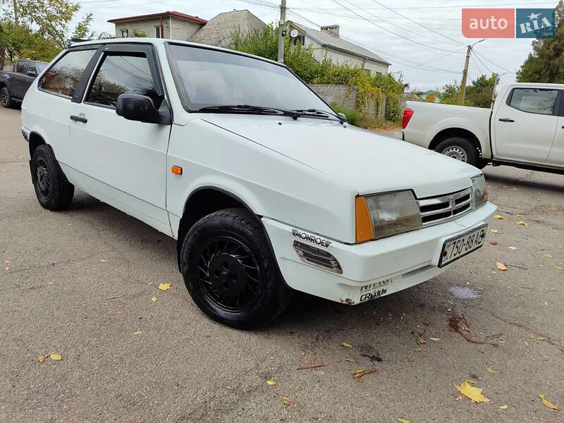 Хетчбек ВАЗ / Lada 2108 1996 в Дніпрі
