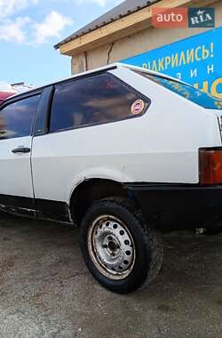 Хэтчбек ВАЗ 2108 1986 в  фото 3 Хэтчбек ВАЗ 2108 1986 в