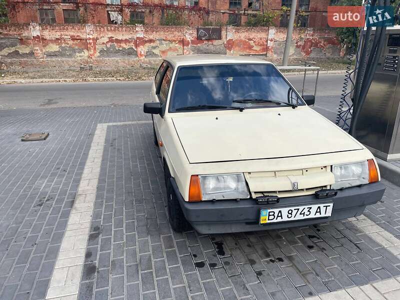 Хетчбек ВАЗ 2108 1987 в 