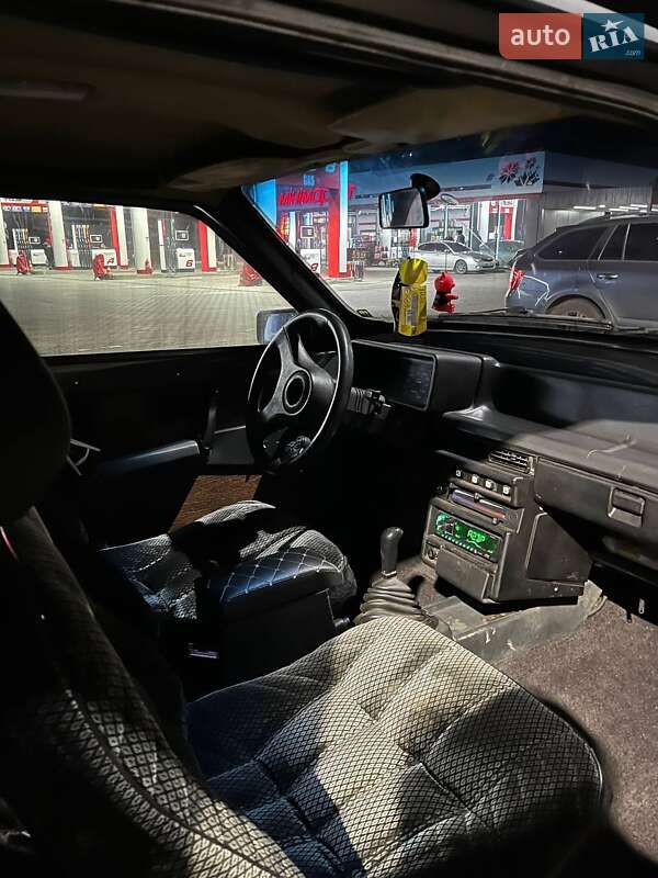 Хэтчбек ВАЗ / Lada 2108 1989 в Кривом Роге фото 3 Хэтчбек ВАЗ / Lada 2108 1989 в Кривом Роге