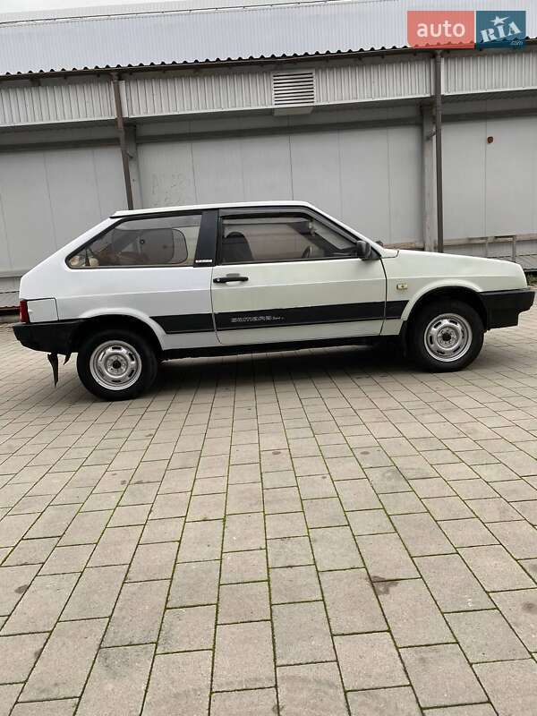 Хетчбек ВАЗ / Lada 2108 1988 в Івано-Франківську фото 7 Хетчбек ВАЗ / Lada 2108 1988 в Івано-Франківську