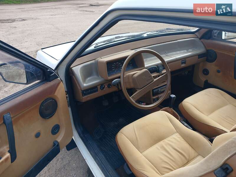 Хетчбек ВАЗ / Lada 2108 1987 в Великому Бурлуку фото 24 Хетчбек ВАЗ / Lada 2108 1987 в Великому Бурлуку