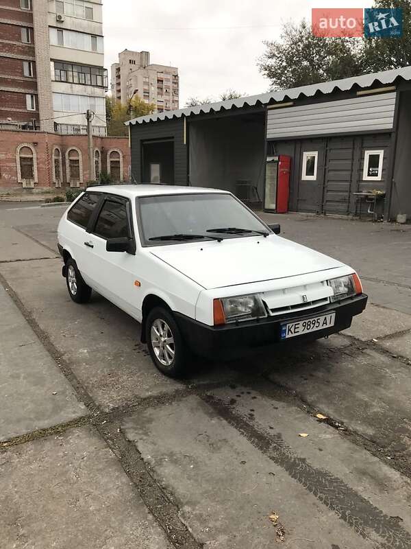 Хетчбек ВАЗ / Lada 2108 1986 в Запоріжжі фото 4 Хетчбек ВАЗ / Lada 2108 1986 в Запоріжжі