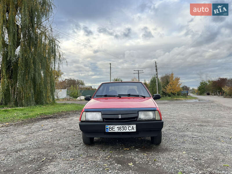 Хетчбек ВАЗ / Lada 2108 1989 в Новому Бузі фото Хетчбек ВАЗ / Lada 2108 1989 в Новому Бузі