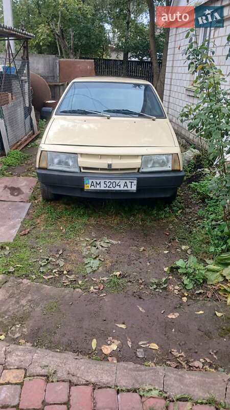 Хэтчбек ВАЗ / Lada 2108 1987 в Бердичеве фото Хэтчбек ВАЗ / Lada 2108 1987 в Бердичеве