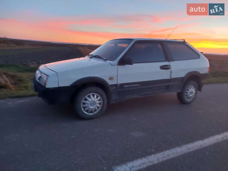 Хэтчбек ВАЗ / Lada 2108 1986 в Дрогобыче фото 2 Хэтчбек ВАЗ / Lada 2108 1986 в Дрогобыче