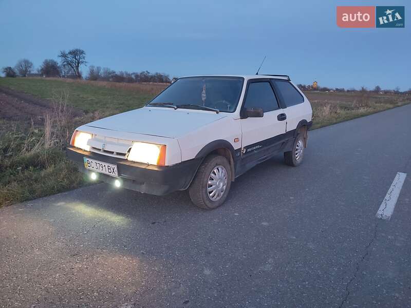 Хэтчбек ВАЗ / Lada 2108 1986 в Дрогобыче фото 6 Хэтчбек ВАЗ / Lada 2108 1986 в Дрогобыче