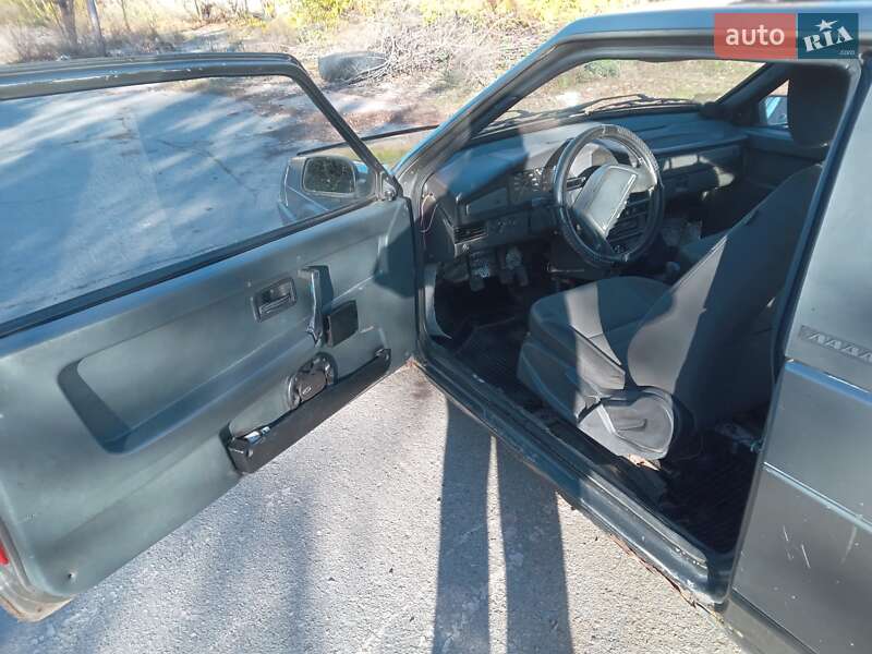 Хетчбек ВАЗ / Lada 2108 1991 в Світловодську фото 3 Хетчбек ВАЗ / Lada 2108 1991 в Світловодську