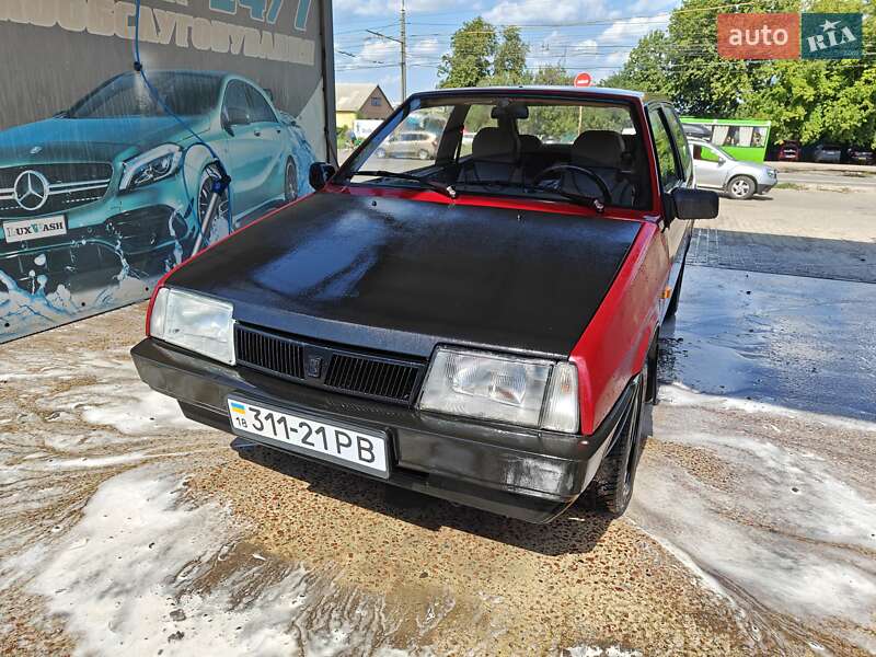 Хетчбек ВАЗ / Lada 2108 1992 в Сумах фото 4 Хетчбек ВАЗ / Lada 2108 1992 в Сумах
