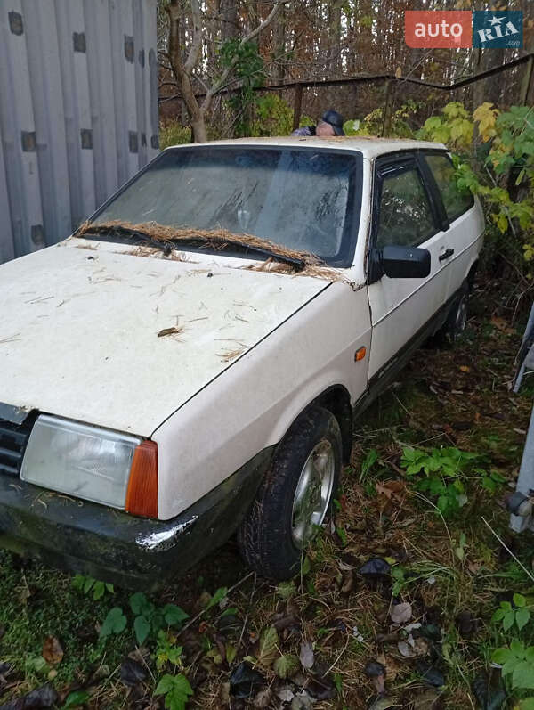 Хэтчбек ВАЗ / Lada 2108 1996 в Львове фото 7 Хэтчбек ВАЗ / Lada 2108 1996 в Львове