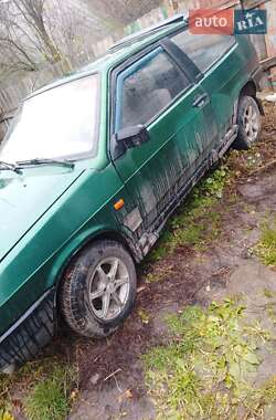 Хетчбек ВАЗ 2108 1989 в Путивлі