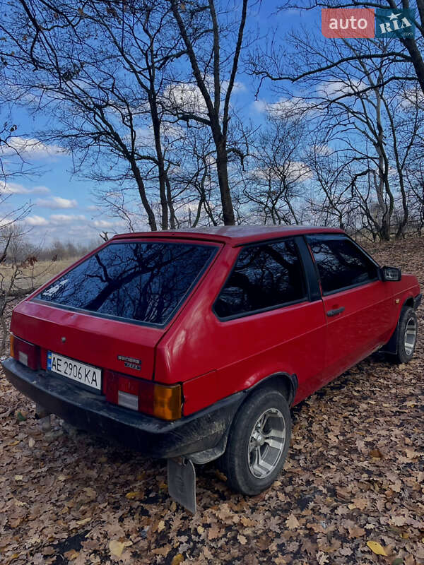 Хэтчбек ВАЗ / Lada 2108 1988 в Павлограде фото 3 Хэтчбек ВАЗ / Lada 2108 1988 в Павлограде