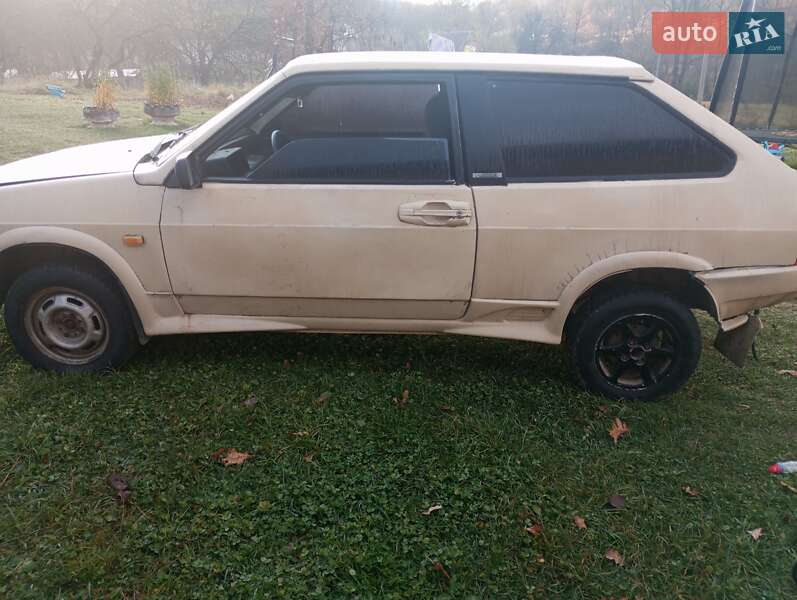 Хэтчбек ВАЗ / Lada 2108 1986 в Косове фото 8 Хэтчбек ВАЗ / Lada 2108 1986 в Косове