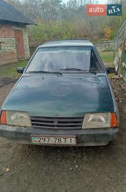 Хэтчбек ВАЗ 2108 1992 в Чемеровцах