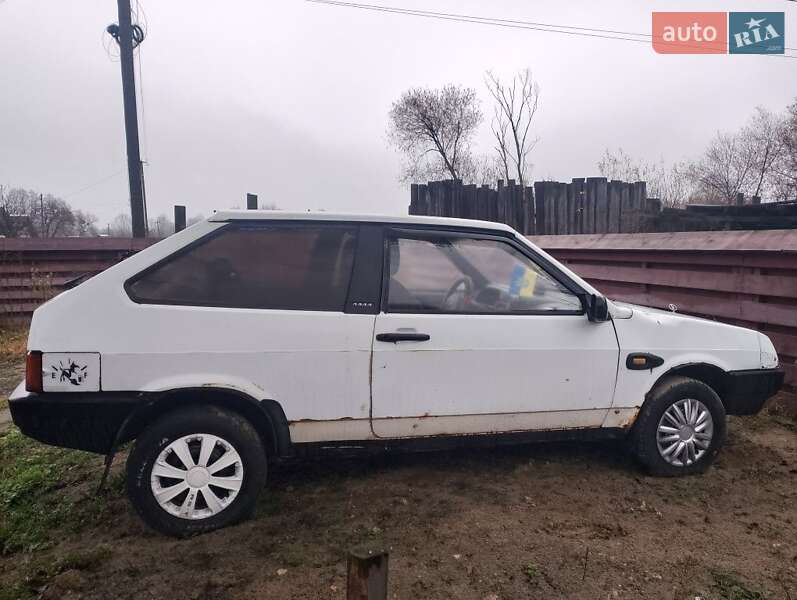 Хетчбек ВАЗ / Lada 2108 1990 в Житомирі фото 5 Хетчбек ВАЗ / Lada 2108 1990 в Житомирі