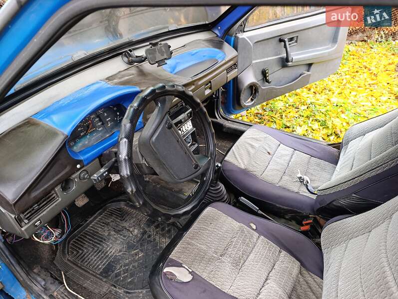 Хэтчбек ВАЗ / Lada 2108 1985 в Полтаве фото 7 Хэтчбек ВАЗ / Lada 2108 1985 в Полтаве