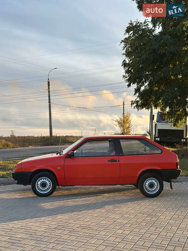 Хетчбек ВАЗ / Lada 2108 1992 в Черкасах фото Хетчбек ВАЗ / Lada 2108 1992 в Черкасах