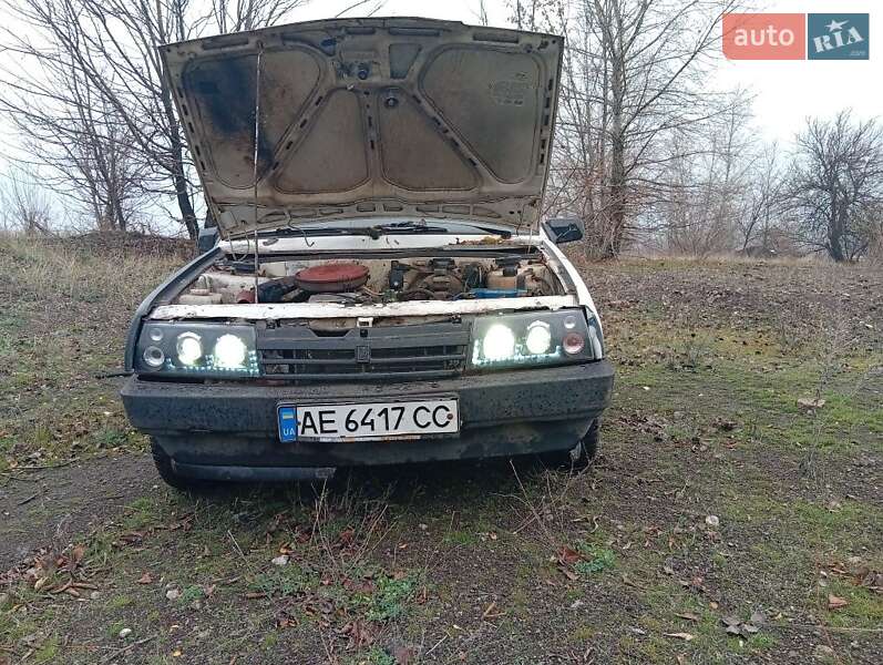 Хетчбек ВАЗ / Lada 2108 1986 в Дніпрі фото 4 Хетчбек ВАЗ / Lada 2108 1986 в Дніпрі