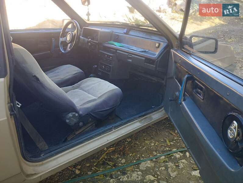 Хетчбек ВАЗ / Lada 2108 1989 в Збаражі фото 4 Хетчбек ВАЗ / Lada 2108 1989 в Збаражі
