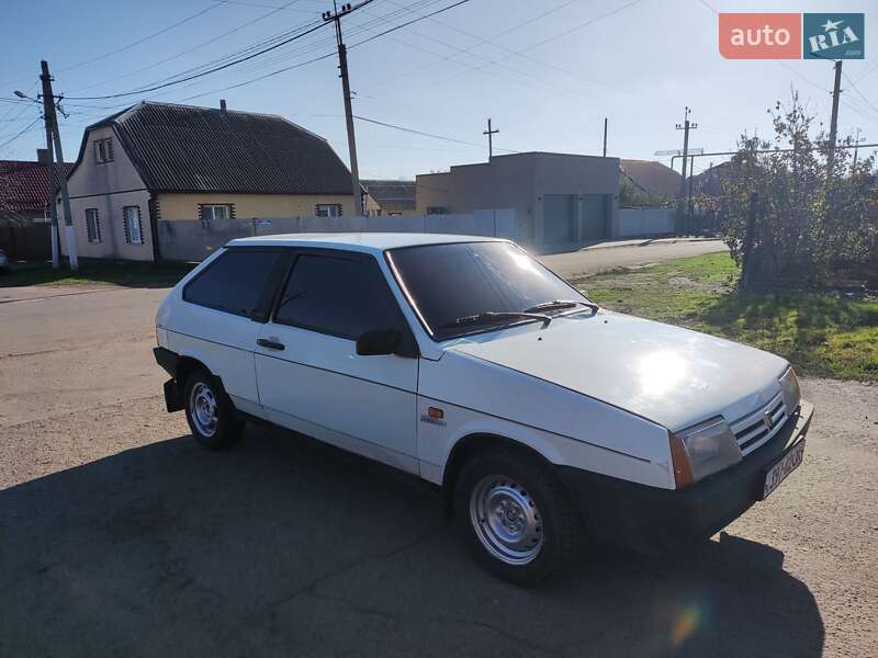 Хэтчбек ВАЗ / Lada 2108 1996 в Измаиле