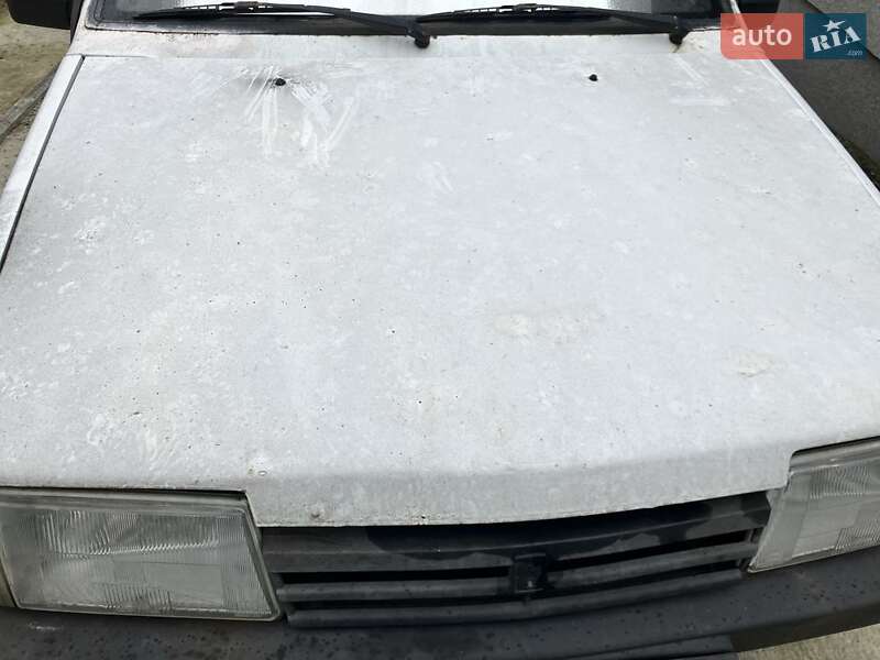 Хетчбек ВАЗ / Lada 2108 1992 в Києві