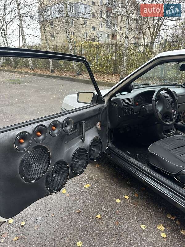 Хэтчбек ВАЗ / Lada 2108 1990 в Краснокутске фото 11 Хэтчбек ВАЗ / Lada 2108 1990 в Краснокутске