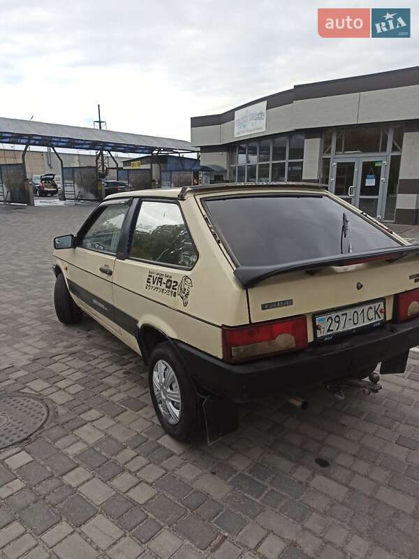 Хетчбек ВАЗ / Lada 2108 1987 в Горішніх Плавнях