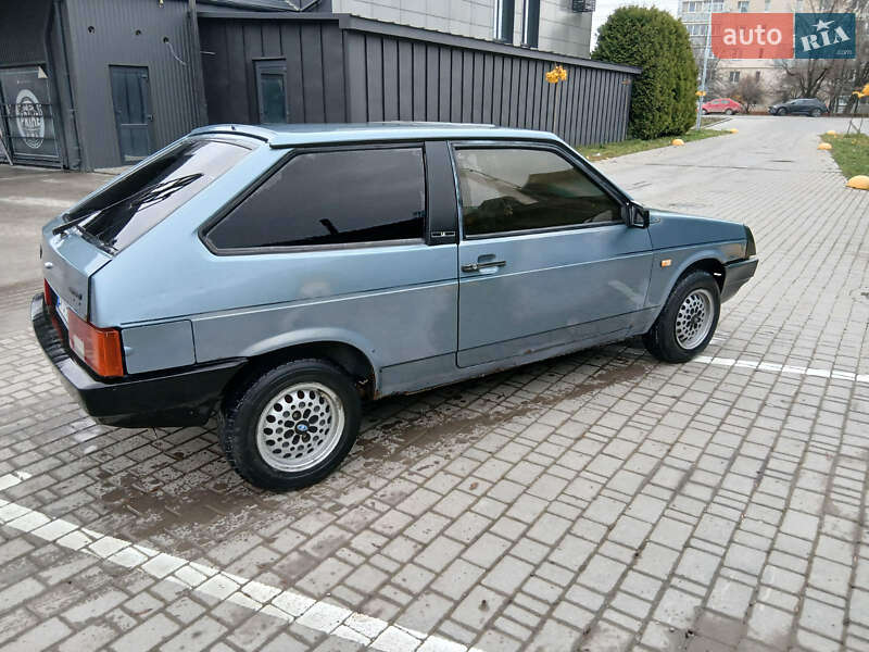 Хэтчбек ВАЗ / Lada 2108 1994 в Каменец-Подольском