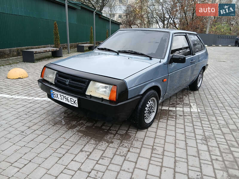 Хэтчбек ВАЗ / Lada 2108 1994 в Каменец-Подольском