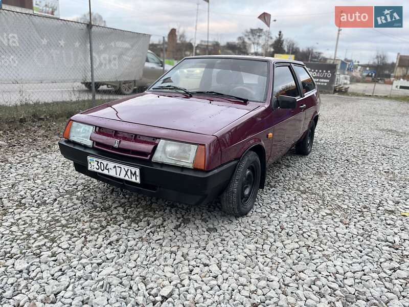 Хэтчбек ВАЗ / Lada 2108 1990 в Каменец-Подольском