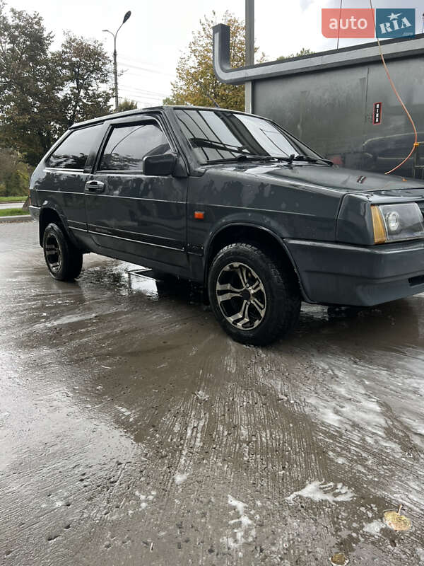 Хетчбек ВАЗ / Lada 2108 1988 в Хмельницькому