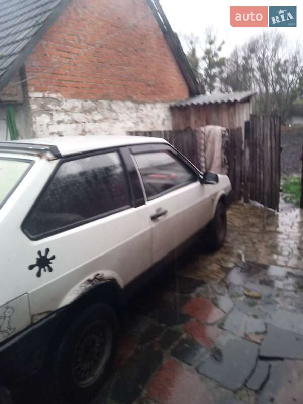 Хэтчбек ВАЗ / Lada 2108 1988 в Радомышле