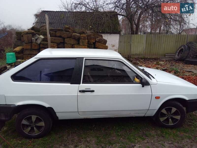 Хетчбек ВАЗ / Lada 2108 1990 в Чернігові