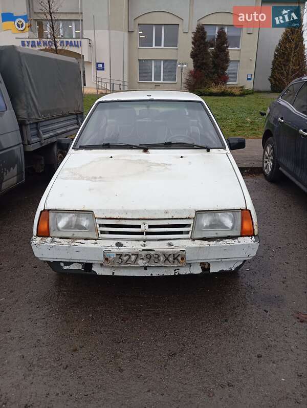 Хэтчбек ВАЗ / Lada 2108 1989 в Львове