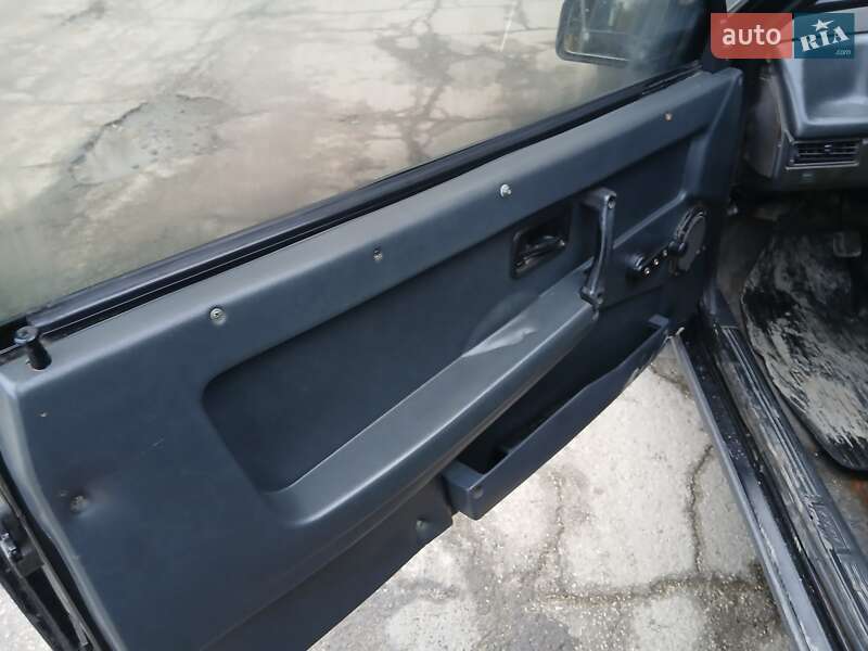 Хэтчбек ВАЗ / Lada 2108 1990 в Хотине фото 7 Хэтчбек ВАЗ / Lada 2108 1990 в Хотине