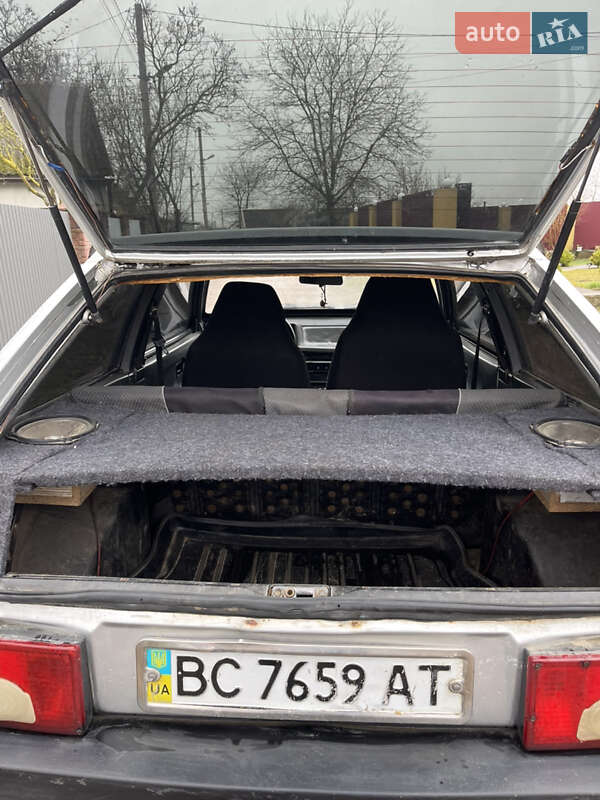 Хэтчбек ВАЗ / Lada 2108 1991 в Львове фото 9 Хэтчбек ВАЗ / Lada 2108 1991 в Львове