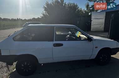 Хэтчбек ВАЗ 2108 1987 в Чугуеве