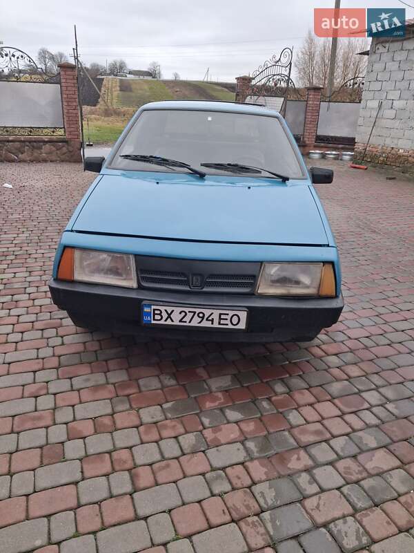 ВАЗ / Lada 2108 1986 ВАЗ / Lada 2108 1986