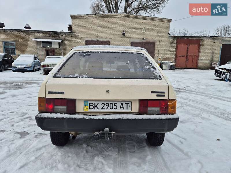 Хэтчбек ВАЗ / Lada 2108 1987 в Днепре