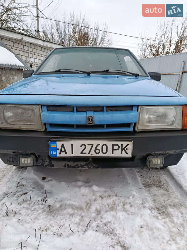 Хэтчбек ВАЗ / Lada 2108 1992 в Украинке