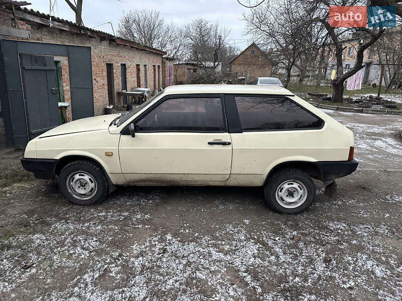 Хэтчбек ВАЗ / Lada 2108 1988 в Онуфриевке фото 3 Хэтчбек ВАЗ / Lada 2108 1988 в Онуфриевке