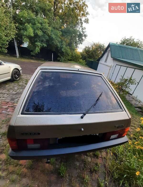 Хэтчбек ВАЗ / Lada 2108 1992 в Украинке