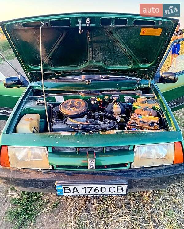 Хетчбек ВАЗ / Lada 2108 1987 в Новоархангельську фото 5 Хетчбек ВАЗ / Lada 2108 1987 в Новоархангельську